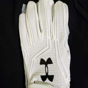 Brand new!! Under Armour Football Gloves!